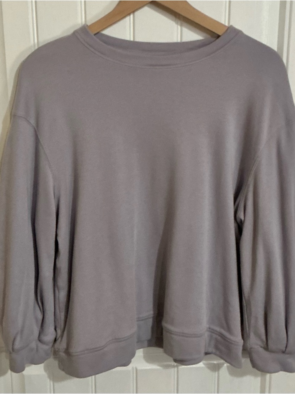 Babaton Aritzia Pima Cotton Sweatshirt Dusty Lavender Relaxed Fit Medium